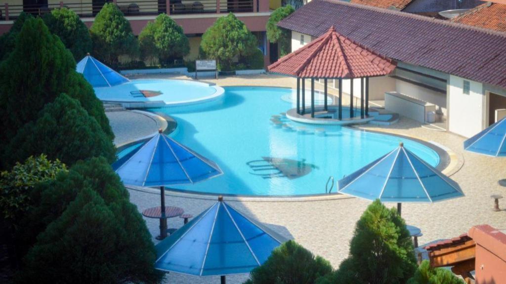 Uni Beach Hotel Pangandaran Eksteriør billede