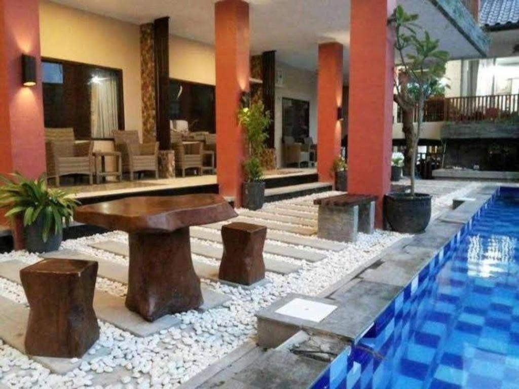 Uni Beach Hotel Pangandaran Eksteriør billede